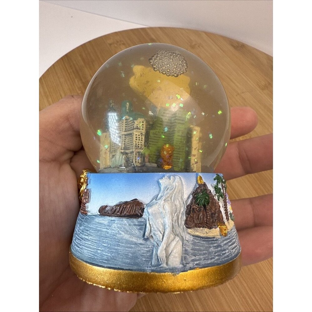 LAS VEGAS SNOW GLOBE ~ 3.25” ~ - Picture 5 of 12